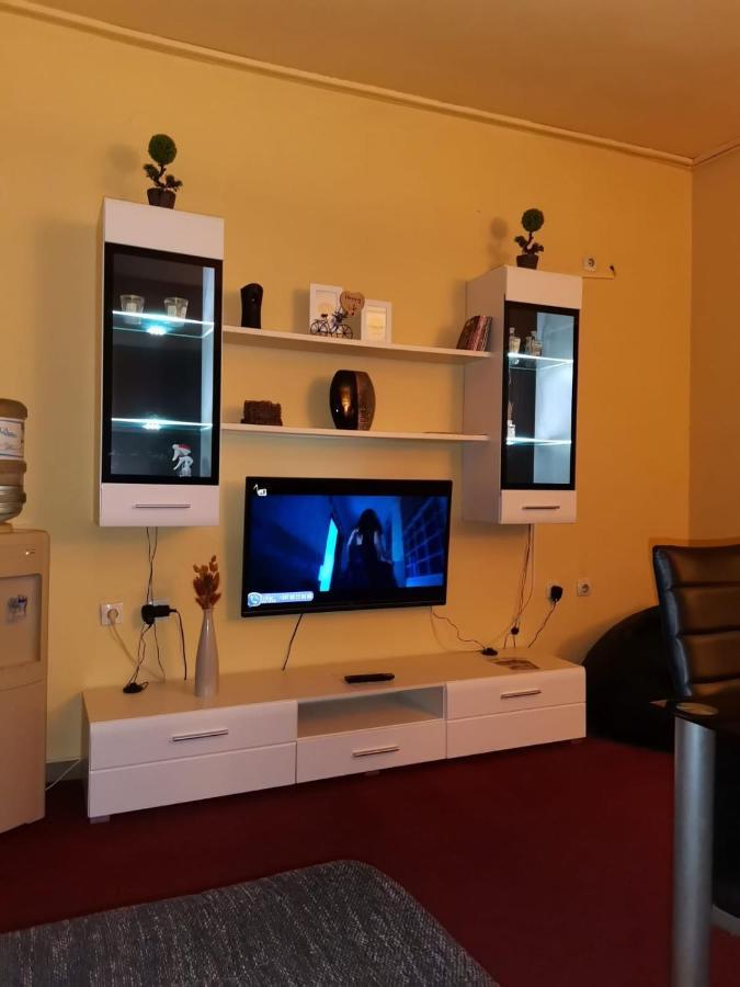 Apartman Nik-Rom Gradiška Extérieur photo