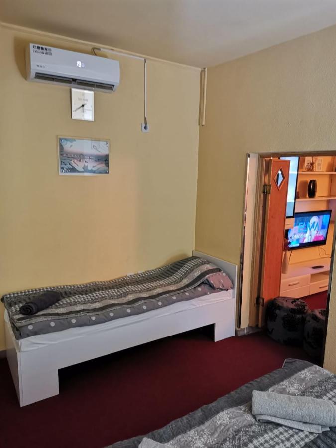 Apartman Nik-Rom Gradiška Extérieur photo